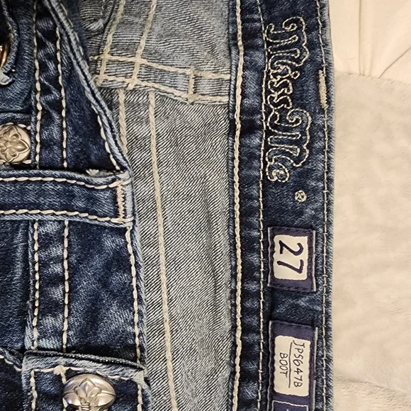 Miss Me Blue Boot Cut Jeans with Fleur-de-Lis Pockets - Picture 5 of 6